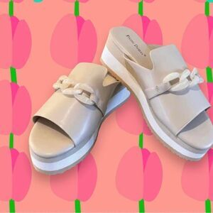 NEW! Womens Pierre Dumas Saint Wedge Shoe